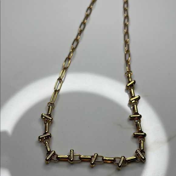 Gold Chain Necklace - Picture 1 of 3